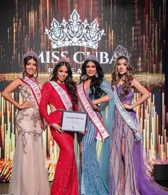 ヘアアクセサリー